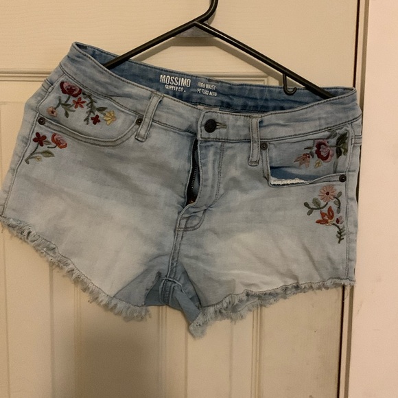 Mossimo Supply Co. Pants - Mossimo denim shorts